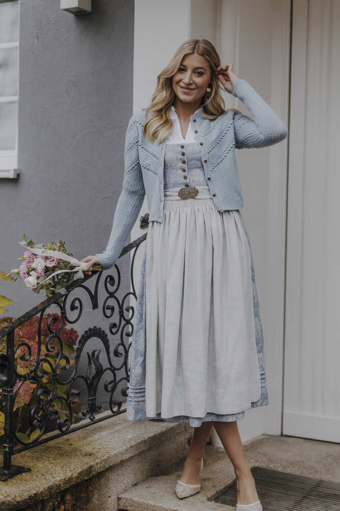 Dirndl Gottseidank x Beo himmelblau_01
