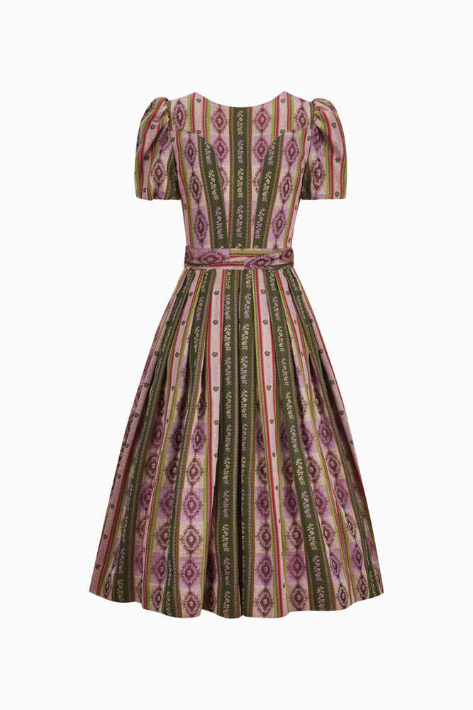 Dirndl Laura preiselbeer_04